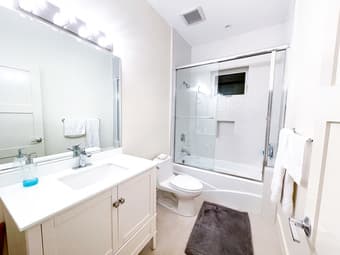 Menlo Park - modern new house 4bed3bath - bedroom for rent 2