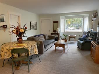 Palo Alto Central Location- Furnished Bedroom For Female Occupant 3