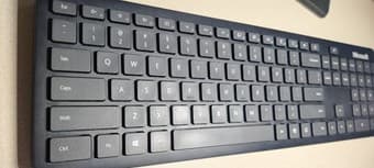 Microsoft Bluetooth Keyboard 1