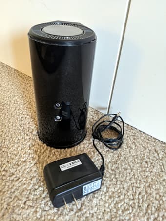 D-Link DIR-860L wireless AC1200 router 2