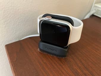 Like new Apple Watch S6 44mm GPS + Cellular w/ charging dock 1
