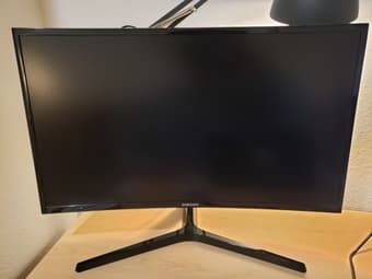 Samsung Curved Monitor 27'', 1080p, 60HZ - $220 (Original Price $300) 1