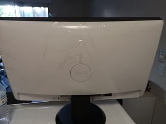 Dell Monitor 24" ST2410 3