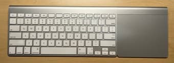 Apple Wireless Keyboard and Trackpad Combo 1