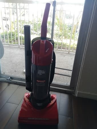 Dirt Devil Dynamite plus Vacuum Cleaner 1