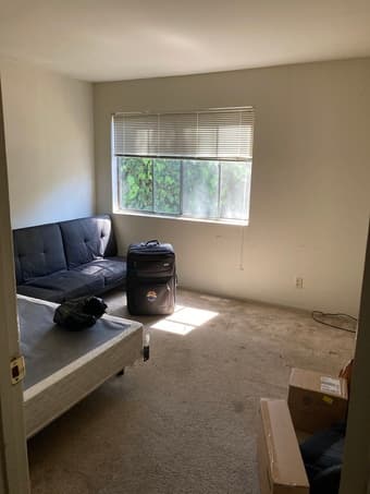 Bedroom+Shared Bath in 3br Mountain View Apartment 1
