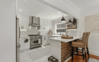 Private room in Sunny and Spacious 4BD/2BA home 2