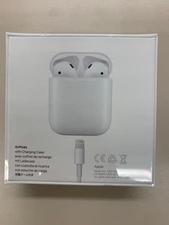 AirPods 2 with charging case 2