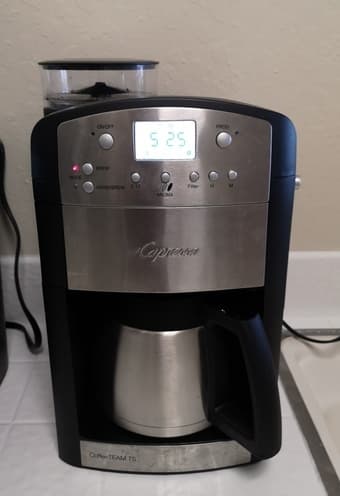 Capresso Coffee Team TS: Coffee Machine + Built-in bean grinder 1