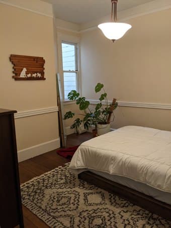 Housing in the city - Mission 2Br/1ba w/ parking! (late 20s alum) 3