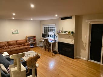 Large room in a Palo Alto 2BR duplex apartment, close to campus 2
