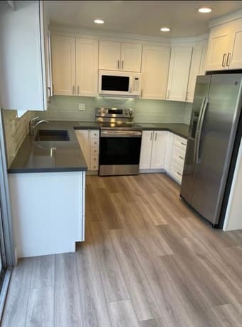 Renovated 3br/3ba Townhome in Redwood City 2