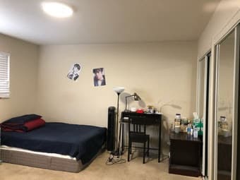 $880! One bed of a twin-bedded master room at North Downtown Palo Alto 1