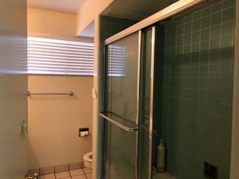 $880! One bed of a twin-bedded master room at North Downtown Palo Alto 3
