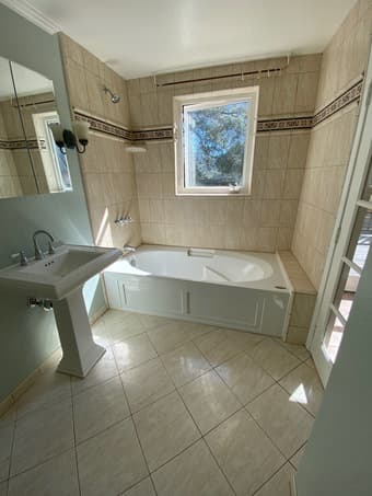 Charming Cottage for Rent 3