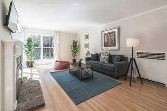 Month to Month Furnished Private Room in a 3B/1B House Close to Campus 2