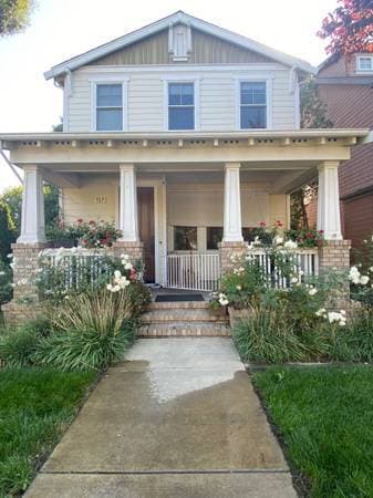 1br - 240ft2 - Beautiful Master Bedroom and Bath - Menlo Park 2