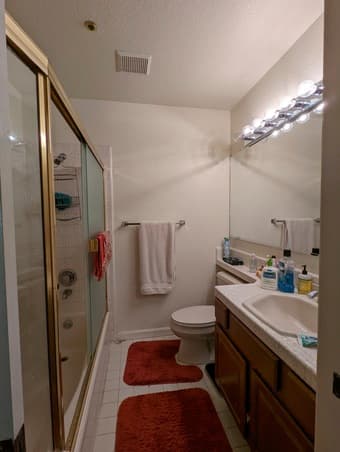 1bd+1ba in 3br/3.5ba townhouse in Redwood City 4