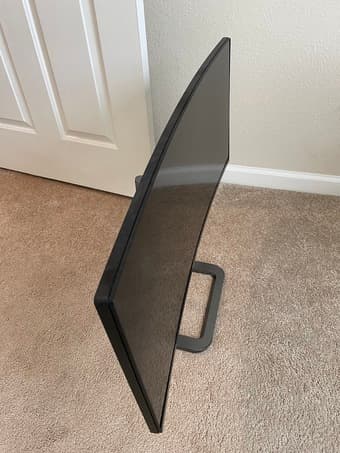 LG UltraWide 34' 21:9 Curved Monitor 2