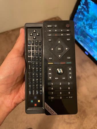 Selling 47 inch TV 4