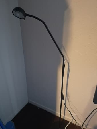 Standing reading lamp 2