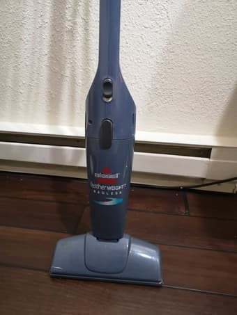 Blissel feather weight vacuum 1