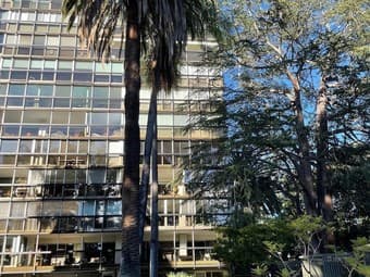 Master bedroom and bathroom in 3B/2b 5 min walk from Stanford 3