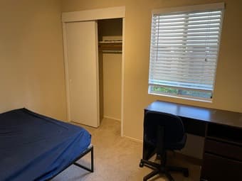 Sunny room in beautiful PA house!10-min bike to Stanford 4