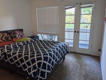 Midtown Palo Alto 2bed/1.5 bath townhouse available Feb 1 2