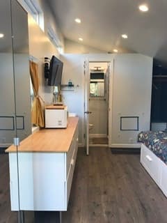 Adorable separate furnished pool house studio w full bath 2