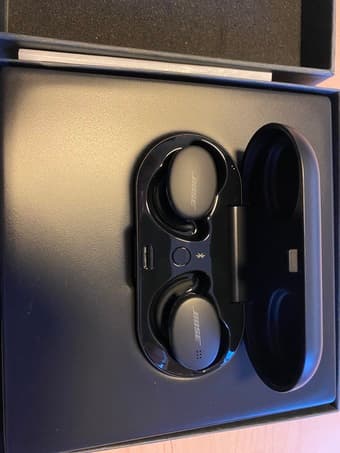 Bose Sport Earbuds (never used) 1