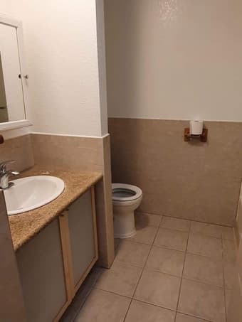 Furnished room in Palo Alto available beginning January - $1,000 4