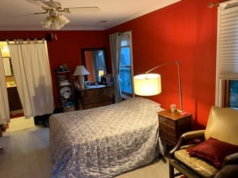 A beautiful master bedroom + bath in Menlo Park, 15min biking dist 1