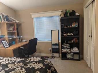 PRIVATE ROOM AVAILABLE IMMEDIATELY 3