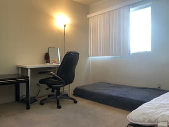 Nice furnished private bedroom available from March 1