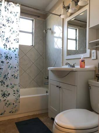 Rooms for rent in a single family house in East Palo Alto 4