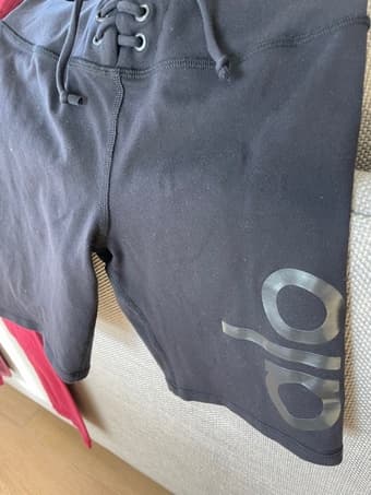 Lululemon leggings size 2 4