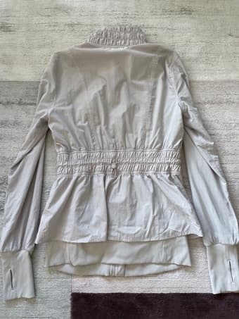 Lululemon women jackets size 2-4 3