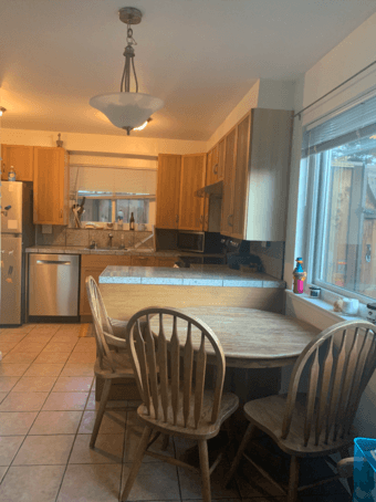 Roommate Needed for 2-Bedroom Townhouse in Palo Alto 1