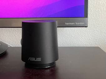 ASUS 27" QHD Monitor w/ Harmon Kardon Audio 3