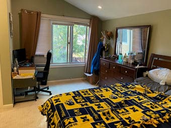 [Female Only] Large Room with Private Bath in a Beautiful RWC House 3