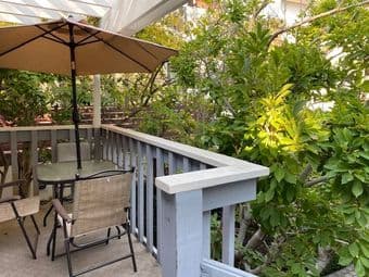 Furnished Studio Apartment w/Balcony in Downtown Palo Alto 2