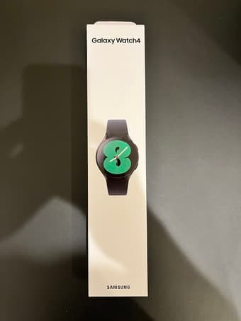 BRAND NEW Samsung Galaxy Watch 4 (40mm | Black | T-Mobile) 1
