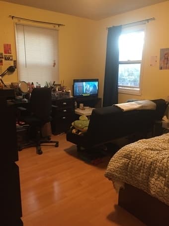 $1300/MONTH PRIVATE BEDROOM IN WEST MENLO PARK, JUNE 5 MOVE-IN 2