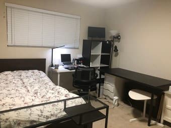 $1500! Private room in a 3B1B apartment is available now 3