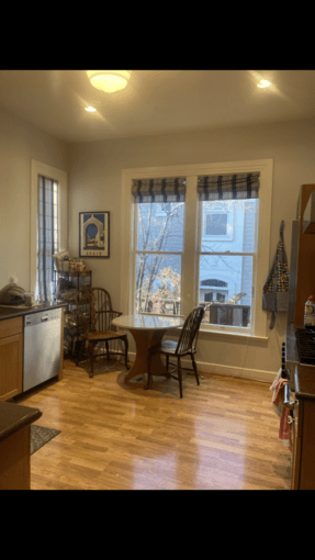 Room available one block from University Ave (heart of Palo Alto) 3