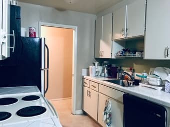 A private bedroom with your own bathroom Mar 27-Apr 24 Mountain View 4