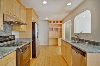 Palo Alto Private Room & Bathroom (Midtown) 4