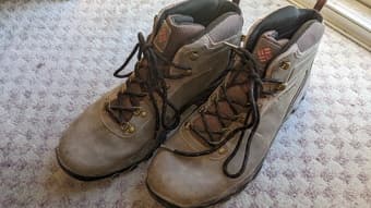 Hiking boots, size 12 (33% of the amazon price!) 1