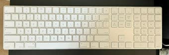 Apple Magic Keyboard w/ Number Pad (Silver/White) Bluetooth Wireless 1